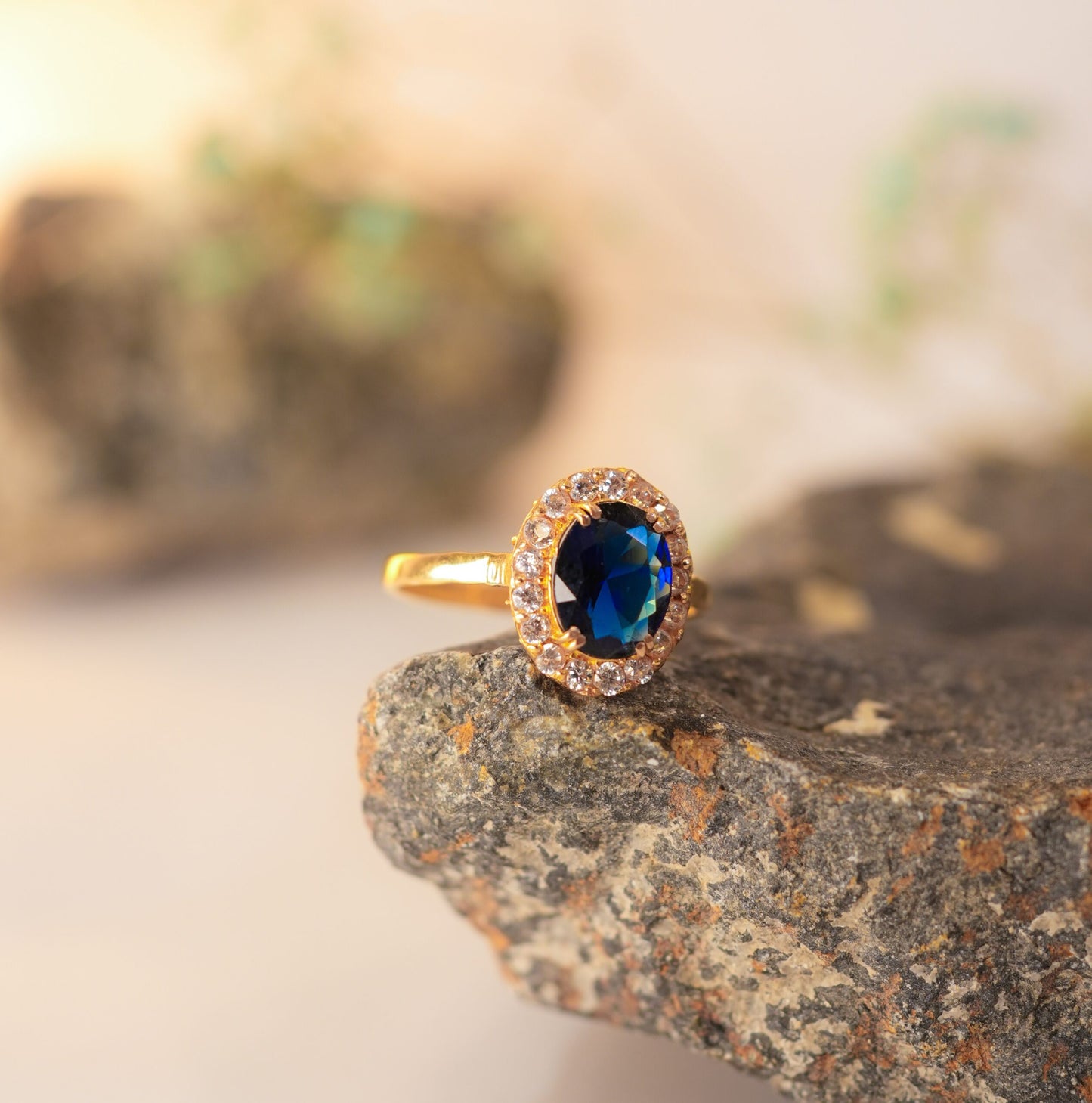 21k Blue Zircon Stone Ring